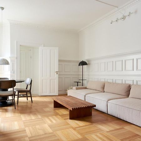 Spacious 3 Bedroom Manor Flat Next To Tivoli København Eksteriør bilde