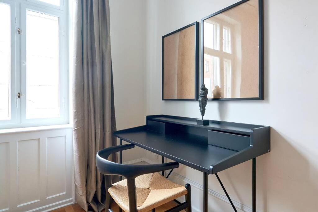 Spacious 3 Bedroom Manor Flat Next To Tivoli København Eksteriør bilde